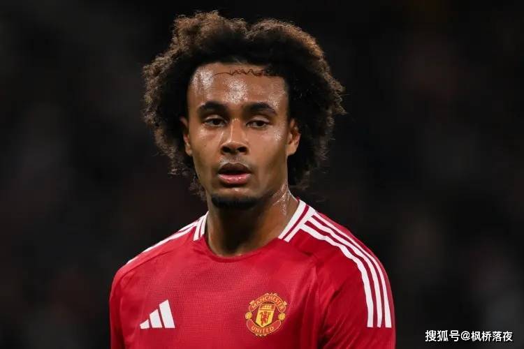 4000万身价沦为鸡肋？尤文罗马疯抢曼联“废柴”，齐尔克泽香在哪儿